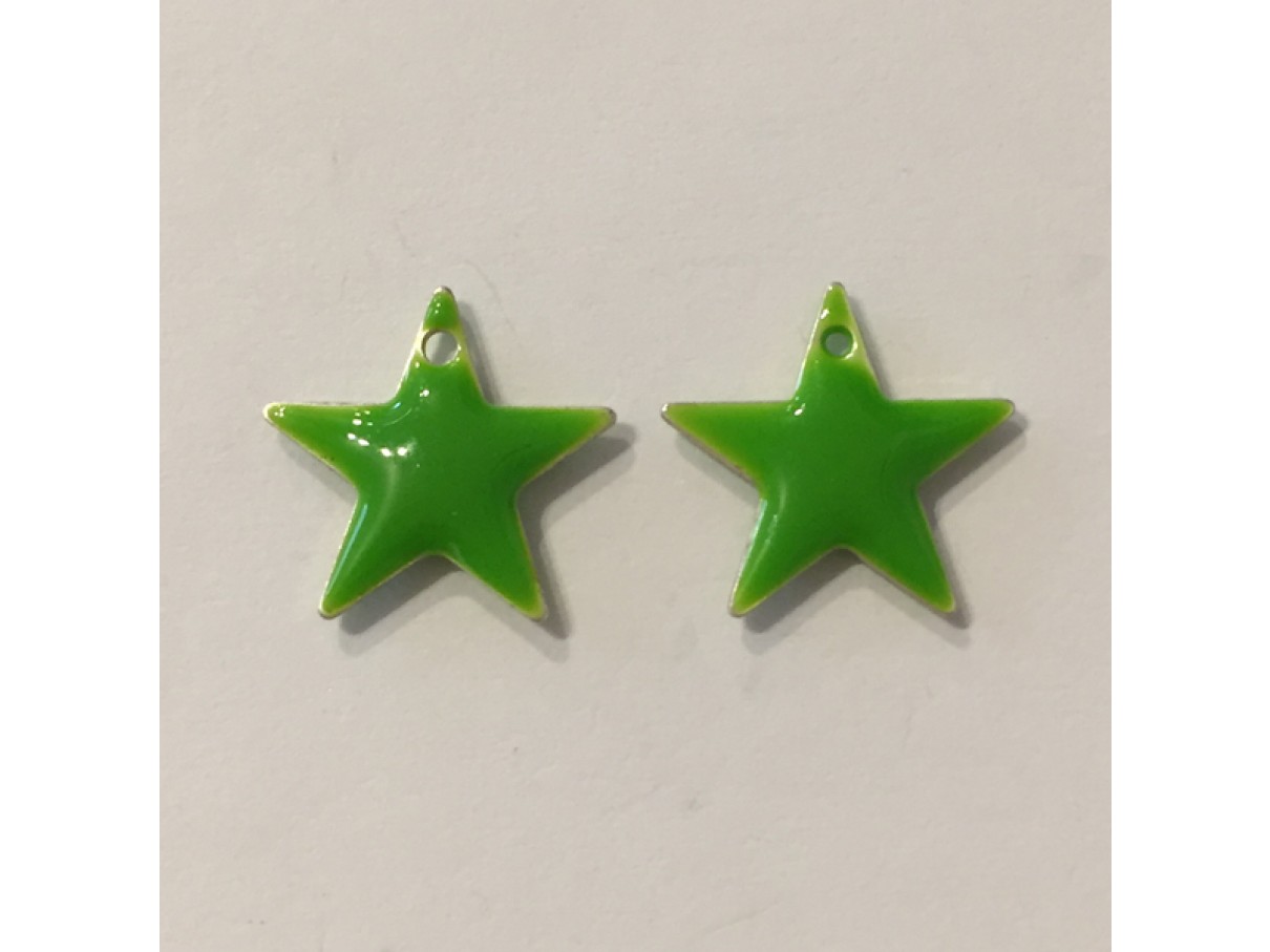 Emalje vedhæng, 12mm stjerne, 2 stk lys grøn