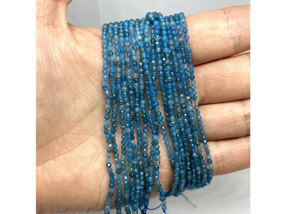 mørke blå apatit perler 2mm