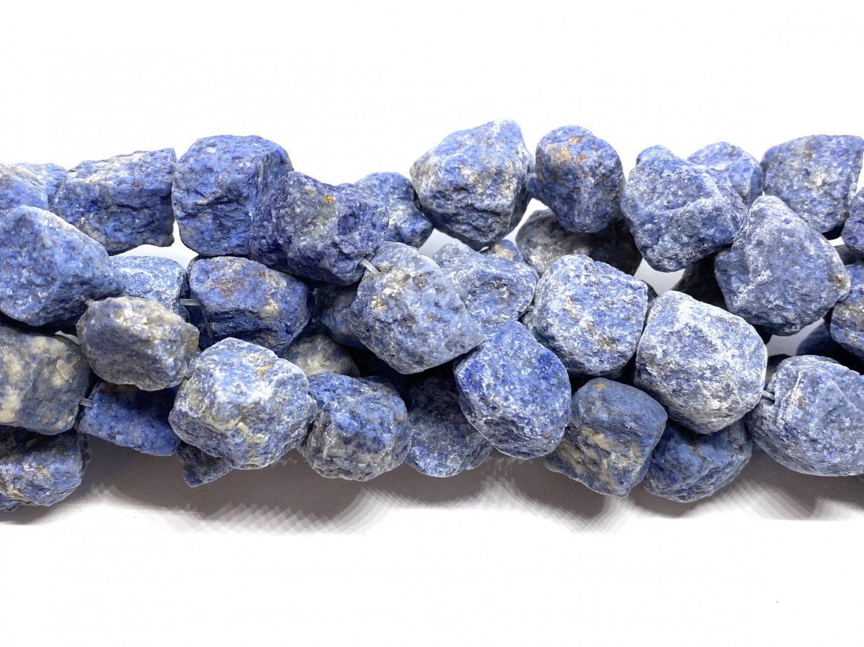 Lapis lazuli, rå nuggets 13-15x18-20mm, hel streng