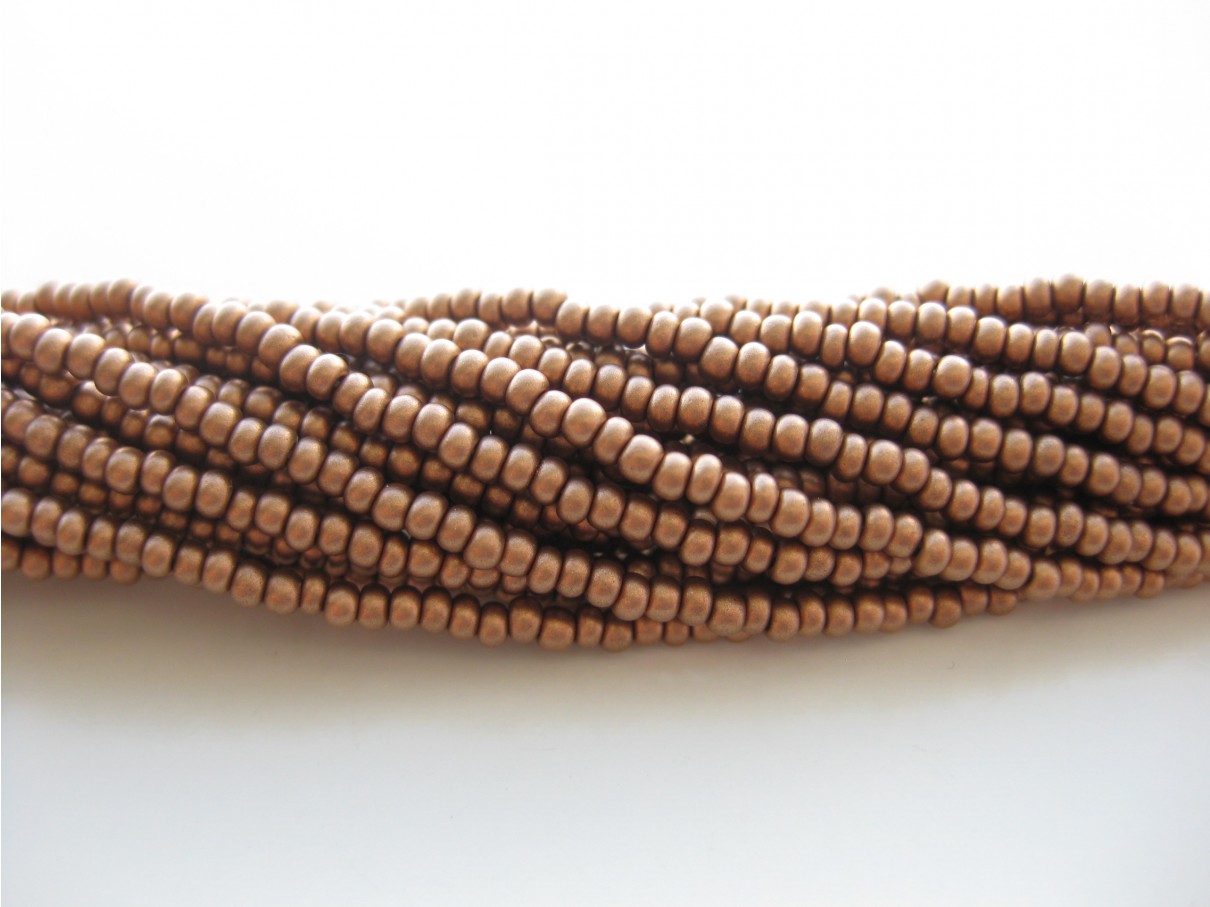 Preciosa seed beads #11 lys kobber, 50cm streng