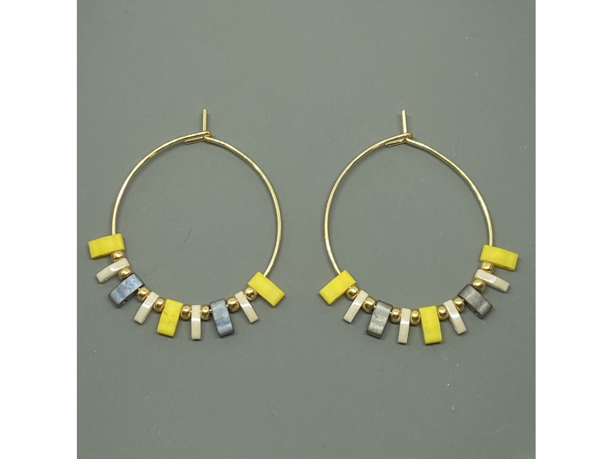 Creoler øreringe med tila perler, gul og grå