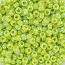 Miyuki Rocailles seed beads 8/0 Opaque AB Chartreuse (479) 8g - Miyuki perler